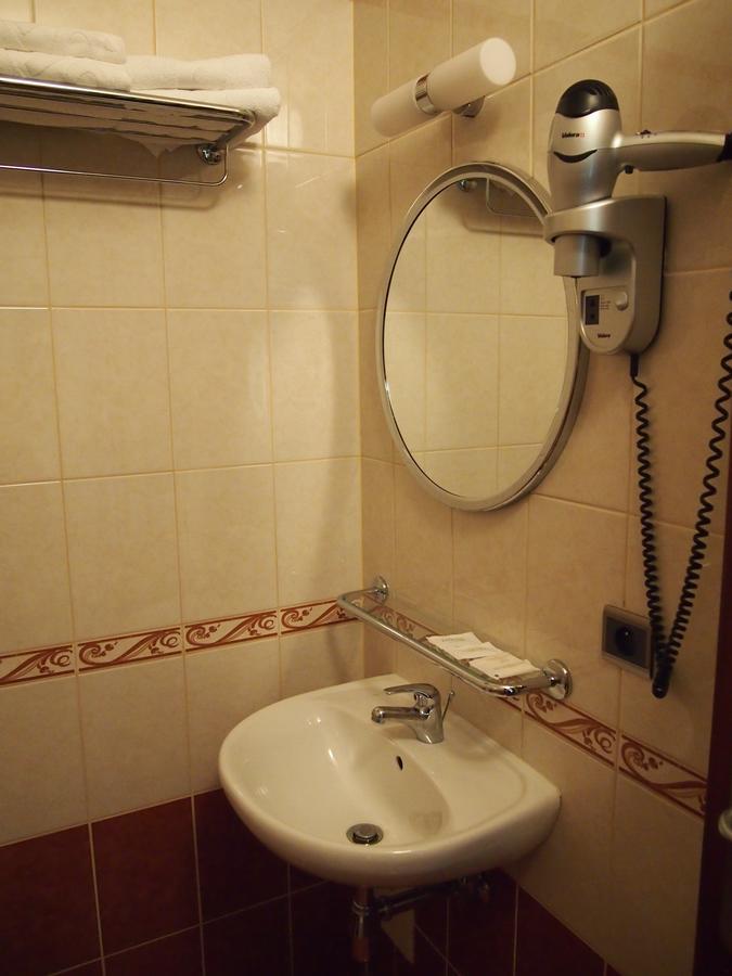 Casino Admiral Velenice - Gmünd Ceske Velenice Zimmer foto